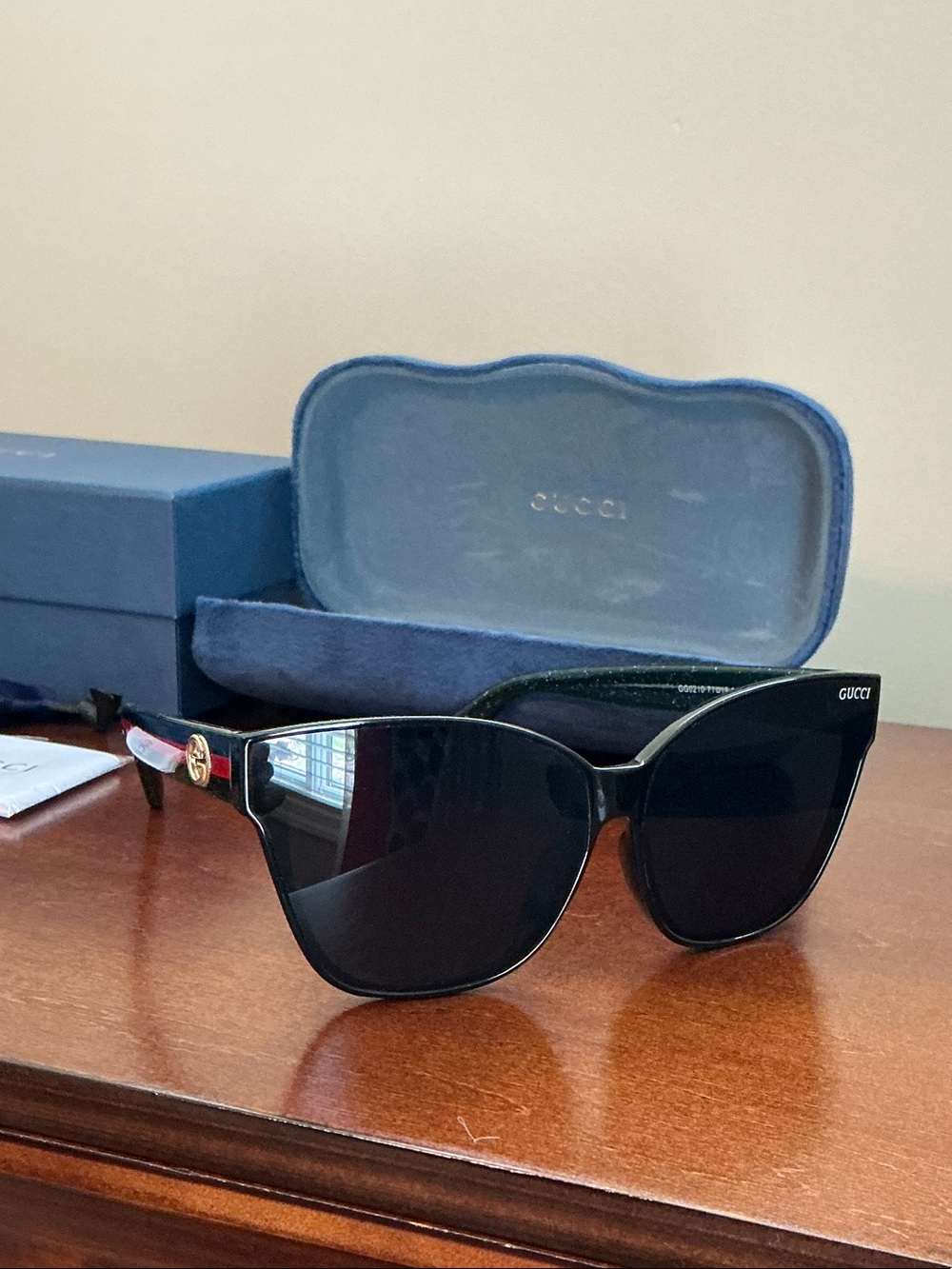 Gucci Black Cat-Eye Oversized Sunglasses with web and Gold Logo Accent